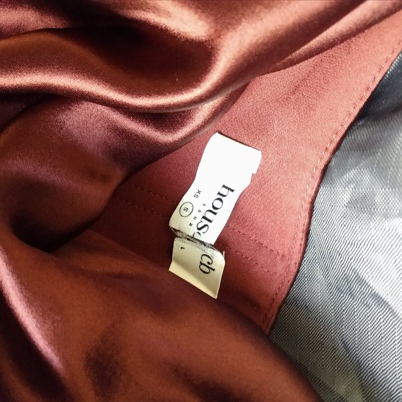 House of CB altered Reva Dress mini version in Raisin (professionally altered) - Picture 4 of 7